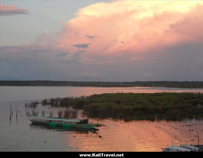 amazons_sunset_iquitos_peru