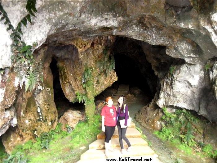 caves_bau_sarawak_borneo