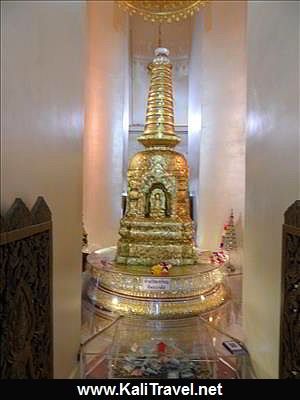 golden_mount_temple_bangkok_thailand