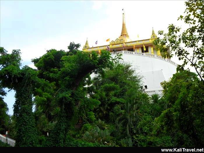 golden_mount_temple_bangkok_thailand