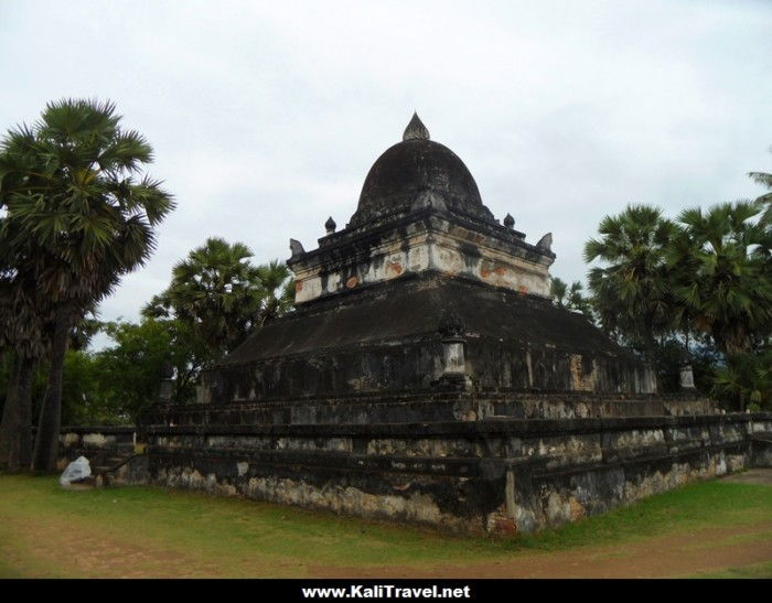 luang-prabang-buddhist-temple-shrines-laos