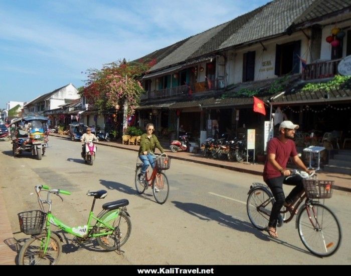 luang-prabang-sisavangvong-road-laos