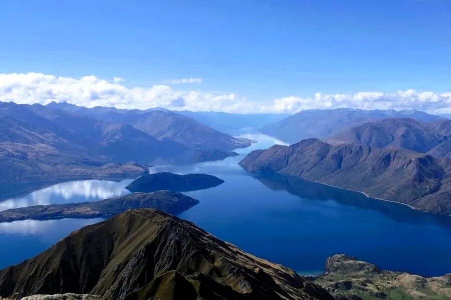 The beautiful Lake Wanaka in New Zealand's south island.