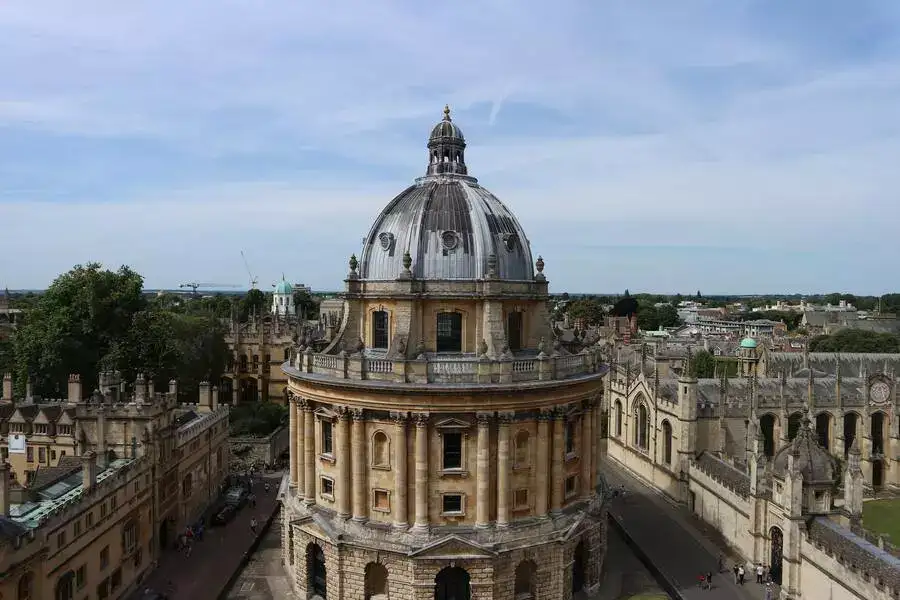 Circular dome in Oxford University in winter.