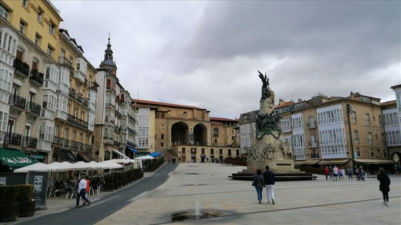 La Virgen Blanca Square in Medieval walls and gateway into Vitoria-Gasteiz old town.