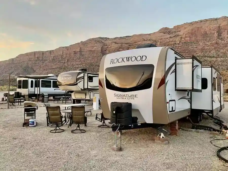 Motor homes camping near Moab on a Utah road trip.